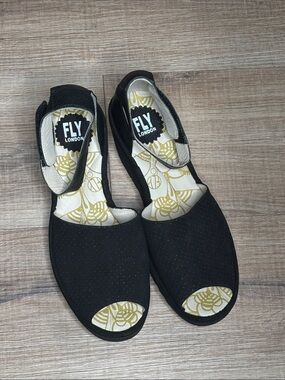 FLY London Black Leather Perforated Wedge Sandals Size 40 (US 9-9.5)